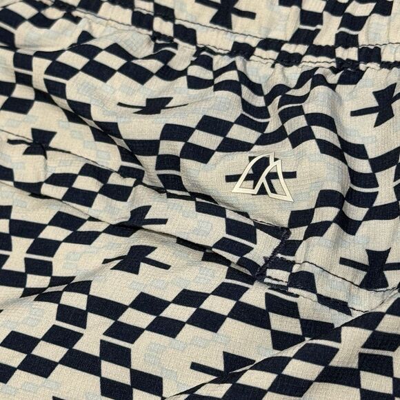 Alpine Men’s Swim Shorts White Geometric Pattern Western Size 2XL XXL - Picture 4 of 7